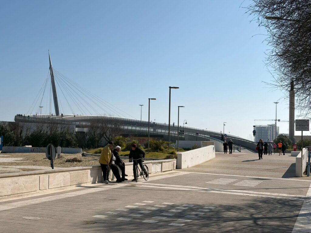 Ponte del Mare lato Madonnina dal lungomare